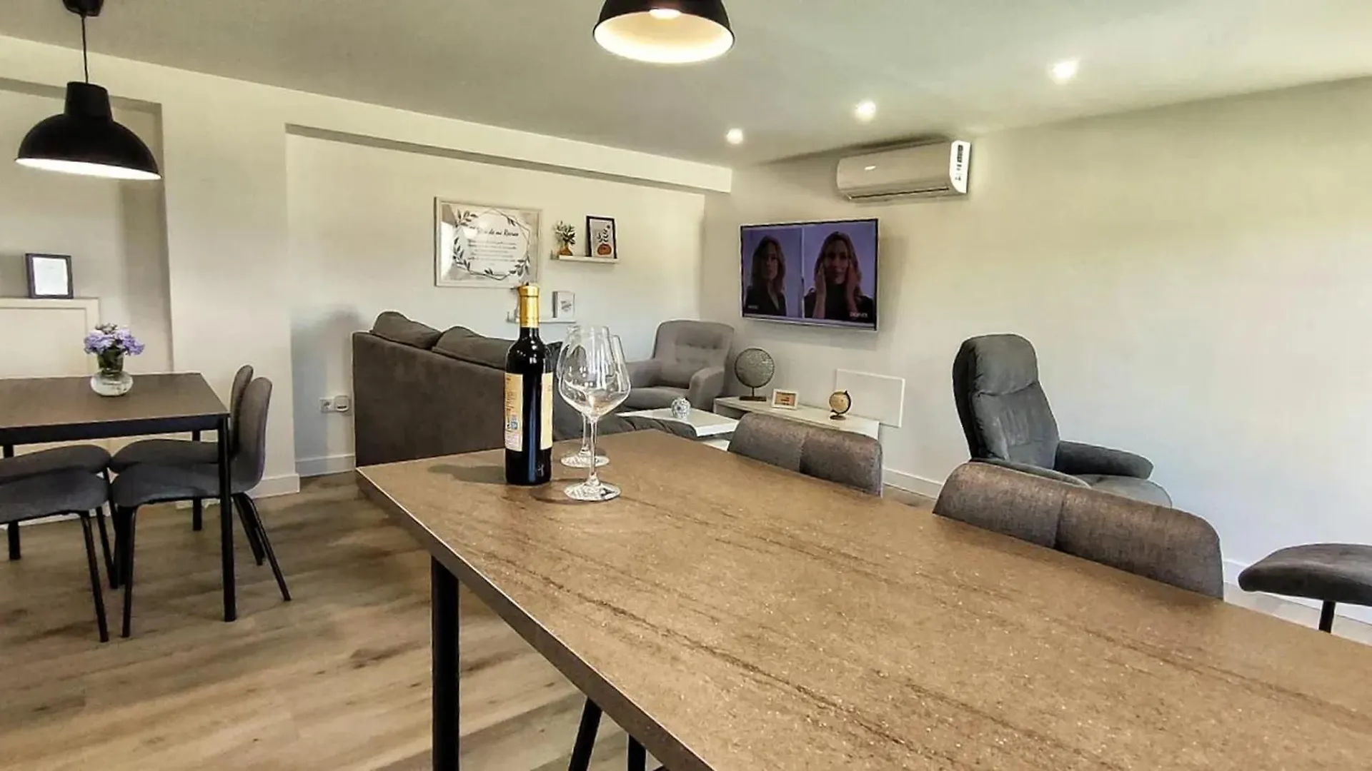 Charming Apartment In Los Prados Malaga 45 M² With Pool