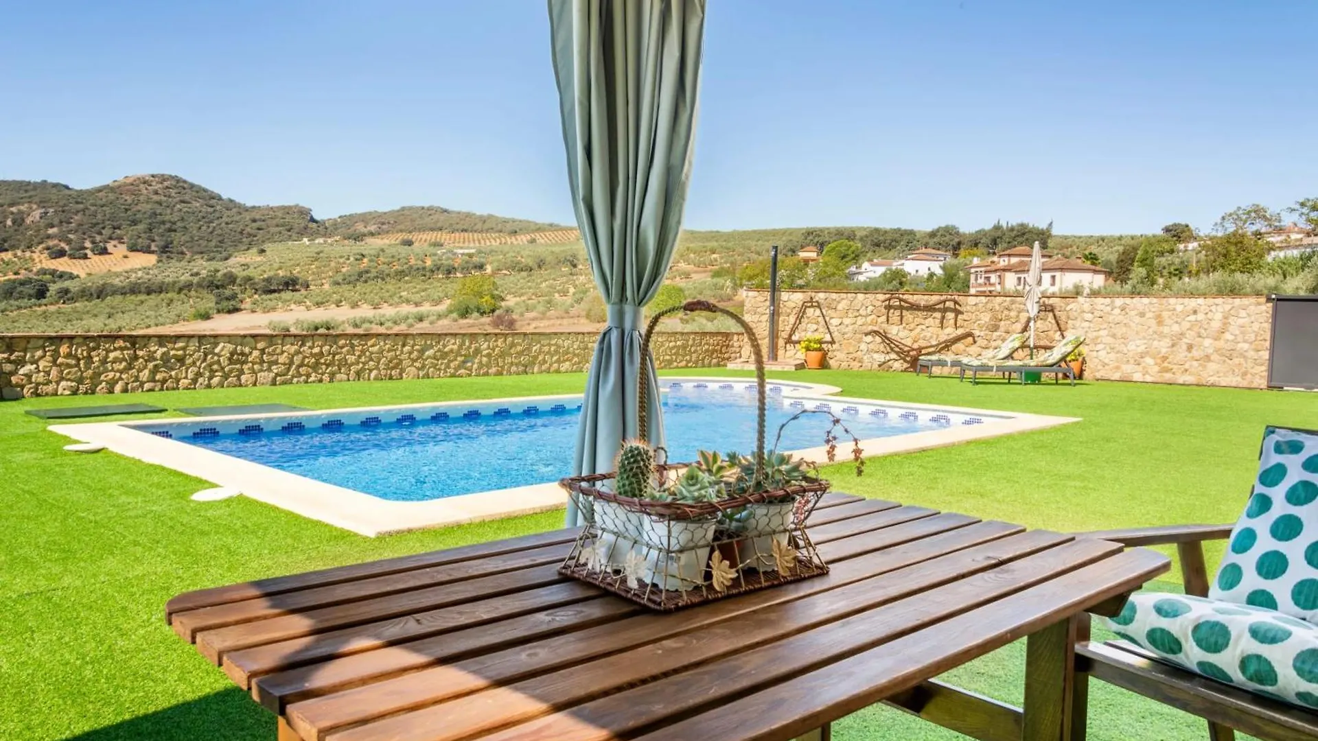 Charming Apartment In Los Prados Malaga 45 M² With Pool 0*,