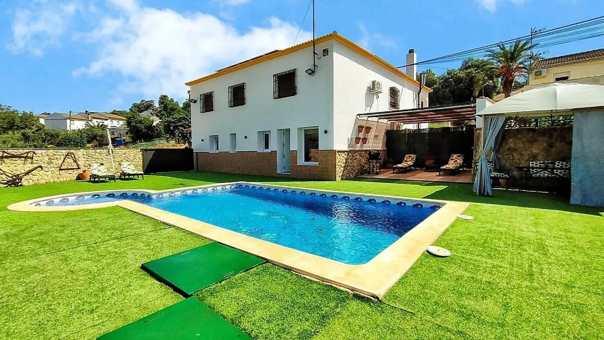 Charming Apartment In Los Prados Malaga 45 M² With Pool