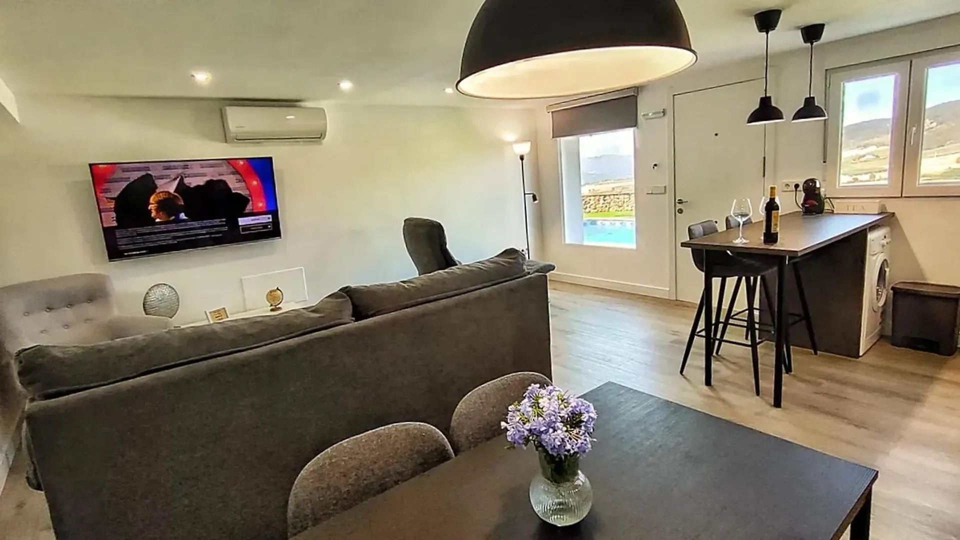Charming Apartment In Los Prados Malaga 45 M² With Pool
